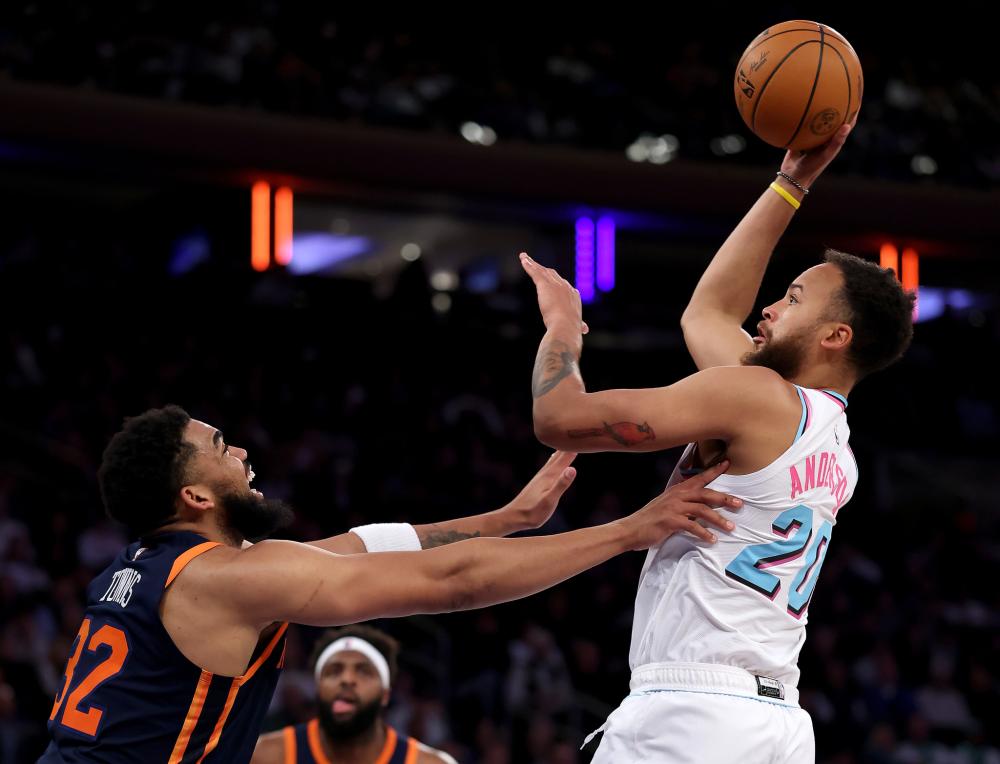 球员合同争 球员合同争