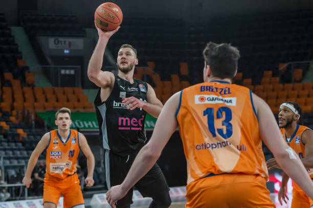 员被排名束 员被排名束