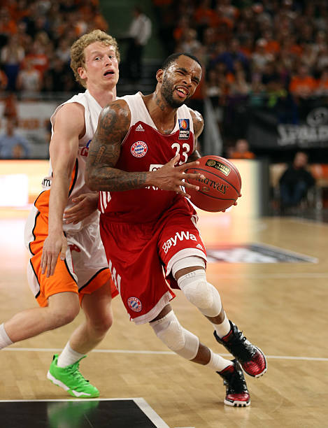 更是一段青 更是一段青